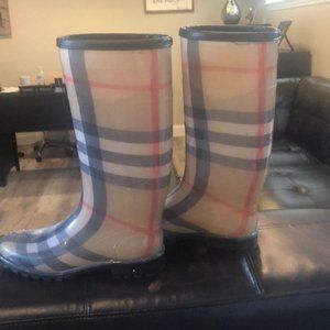 Womens Burberry Rainboots - Size 9